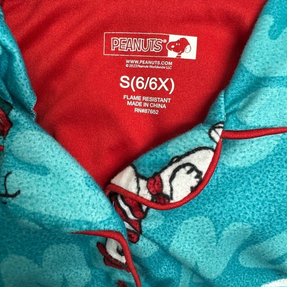 💥Peanuts Snowman Pajama Set - Teal and White Kids 6/6x - Picture 6 of 6